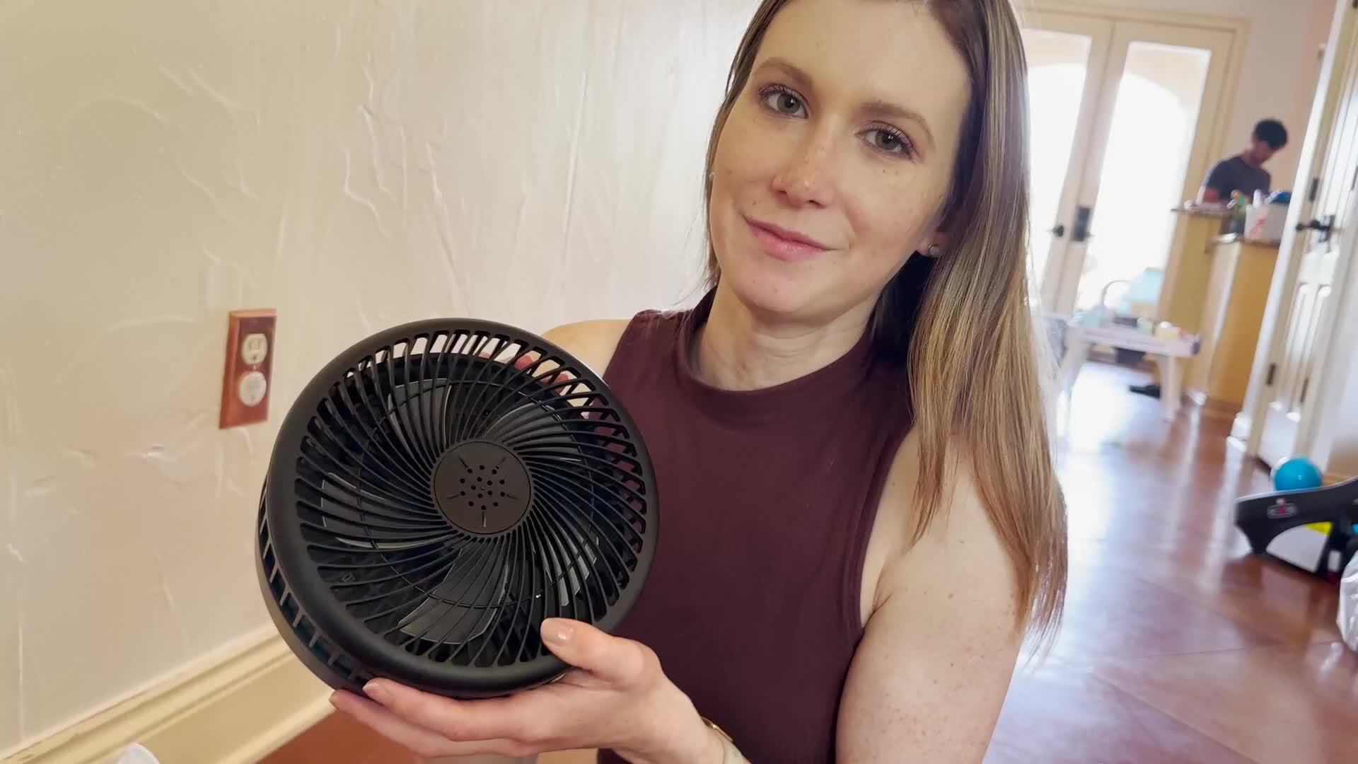 Primevolve Portable Standing Fan, Rechargeable USB Floor Standing Desktop Fan with Remote Control